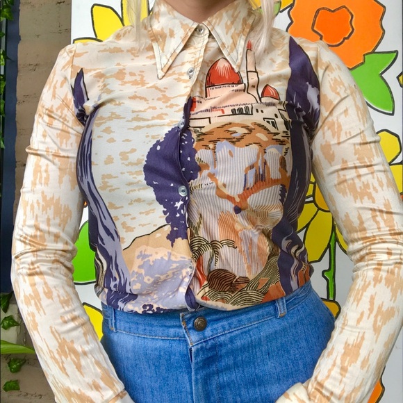 size XS-M Vintage 1970s novelty print blouse Oxford shirt